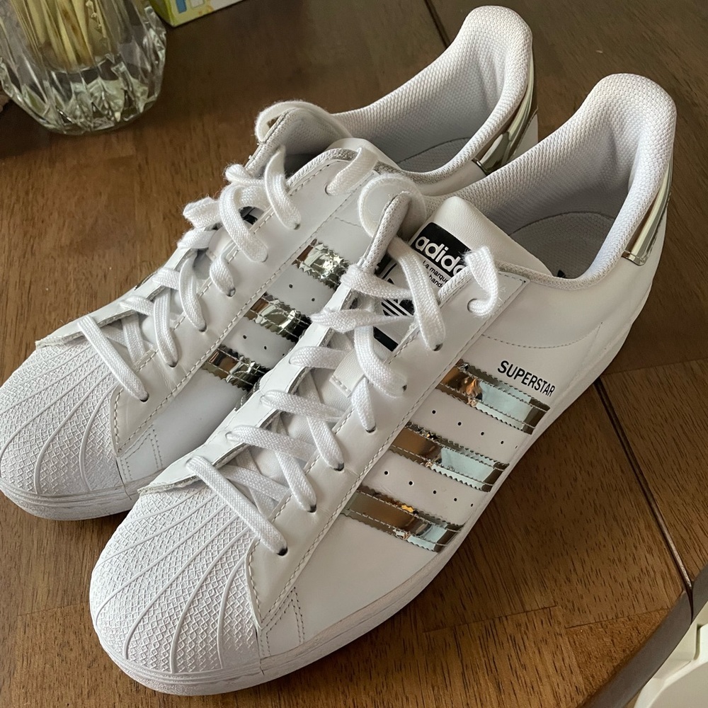 Adidas SIZE 13M WOMENS Superstar